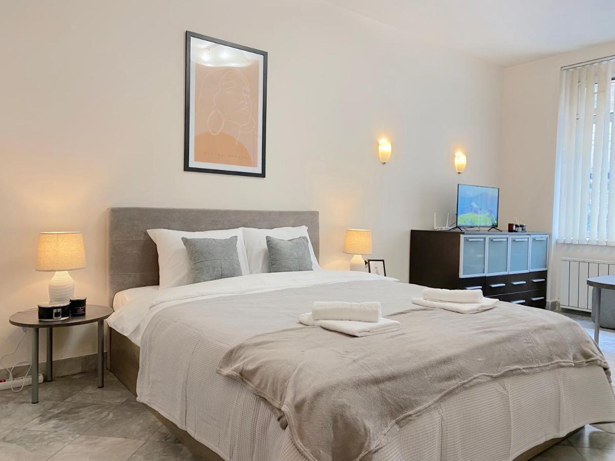Top City Centre 1Br Apartment For 4 Guests & Fast Wifi Sofia Eksteriør bilde